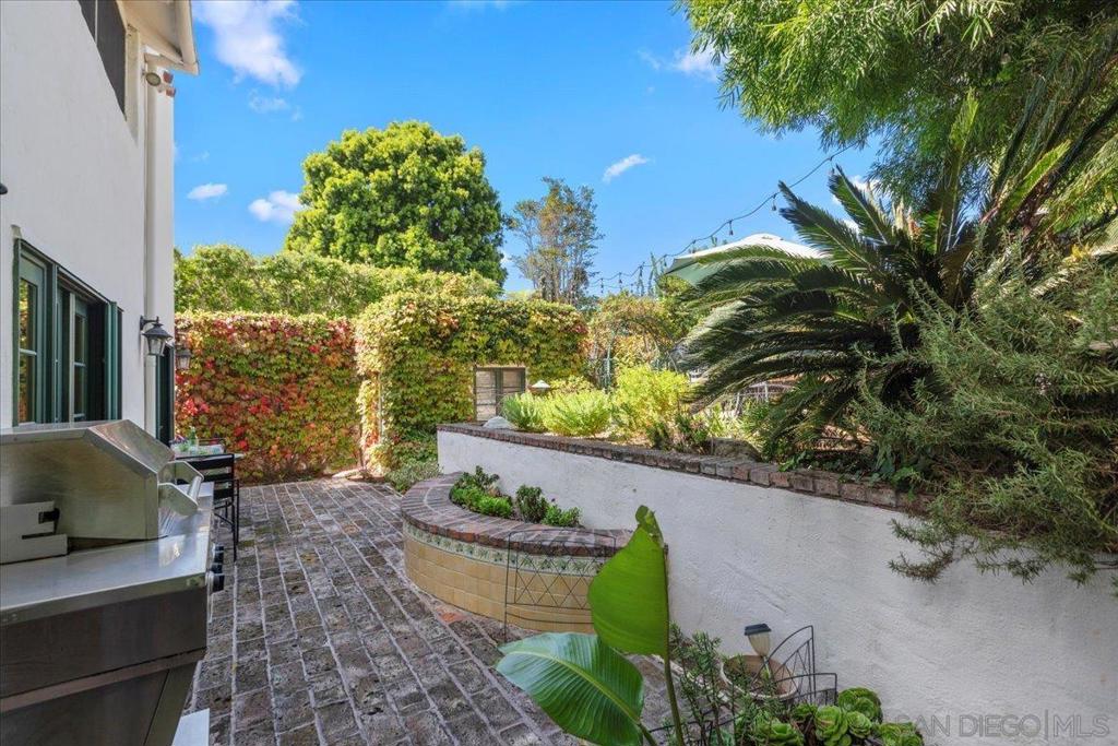 Mission Hills - Residential