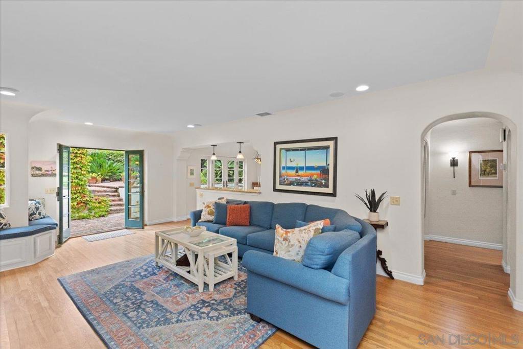 Mission Hills - Residential