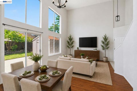 Photo of 419 Pioneer Ave AVE, Manteca, CA 95336 (MLS # 41133836)