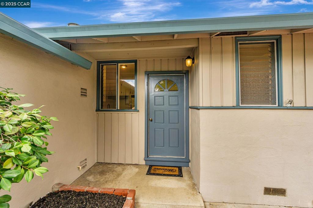 3119 Meadowbrook Dr