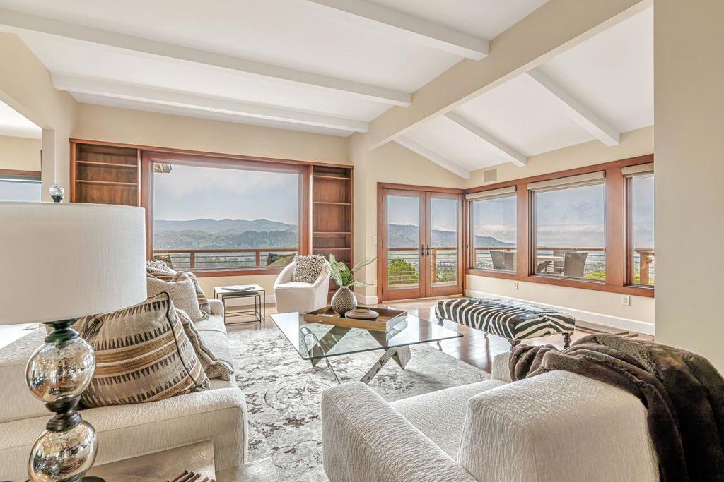 24911 Outlook Terrace