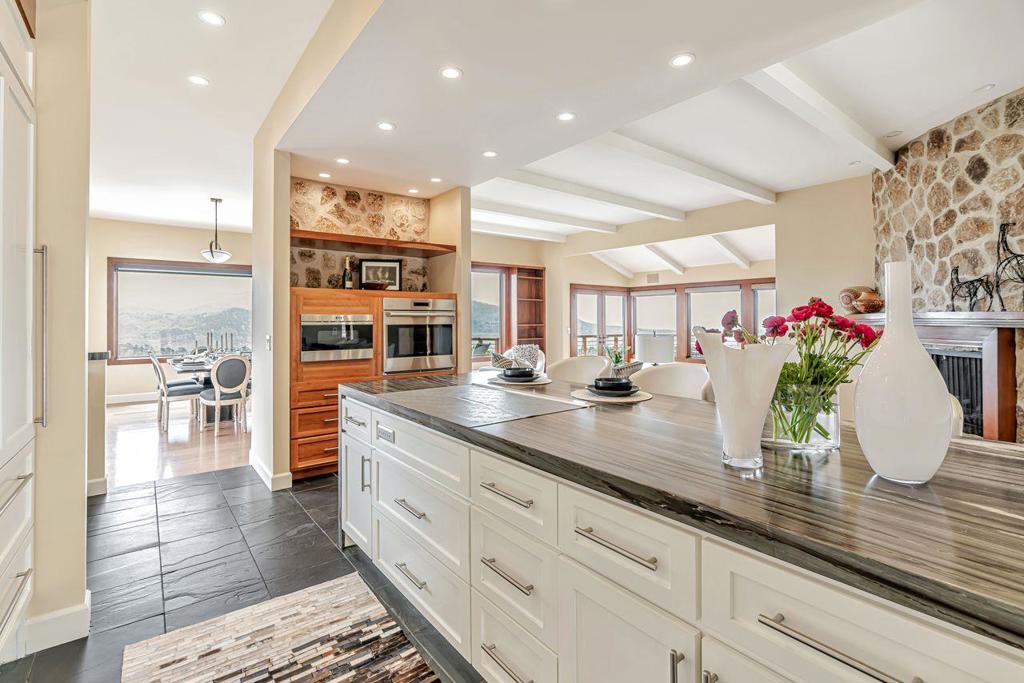 24911 Outlook Terrace