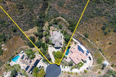 Photo of 2914 STONEFIELD DR Dr, Jamul, CA 91935 (MLS # 260008400SD)