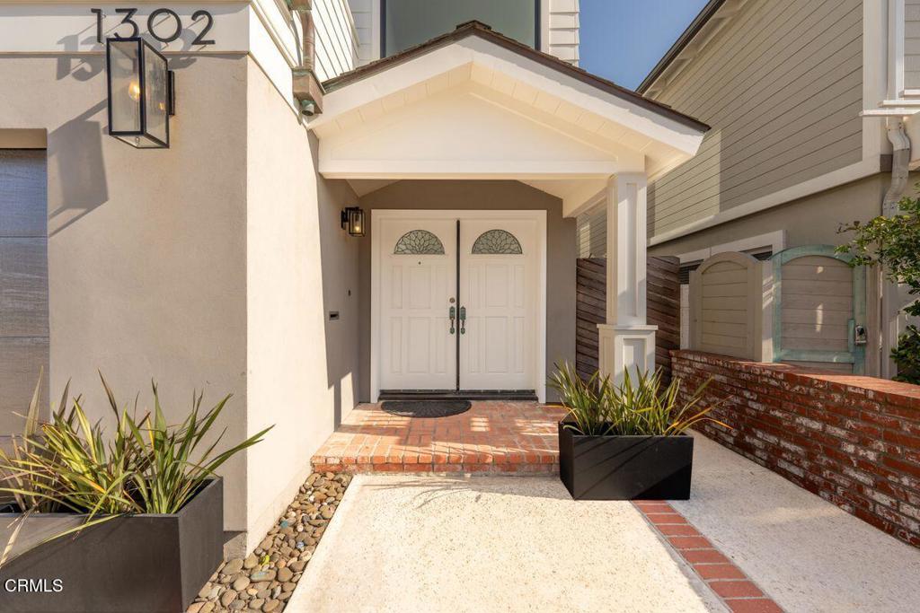 1302 Devon Lane