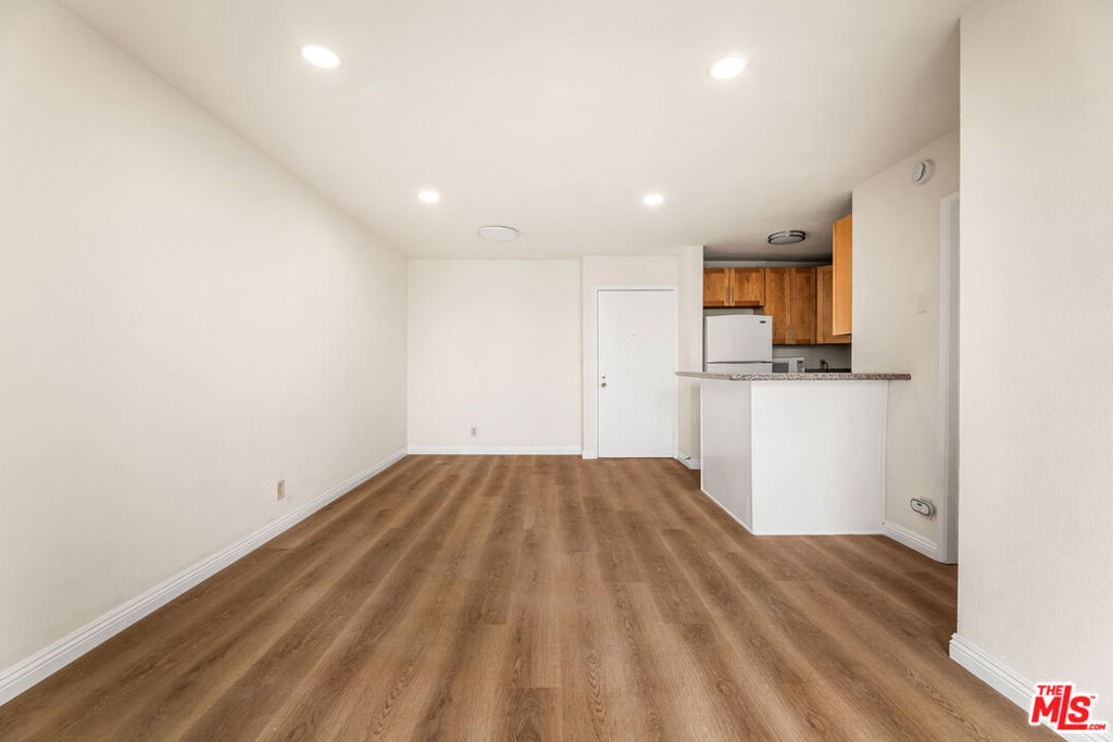 210 S La Fayette Park Place 314