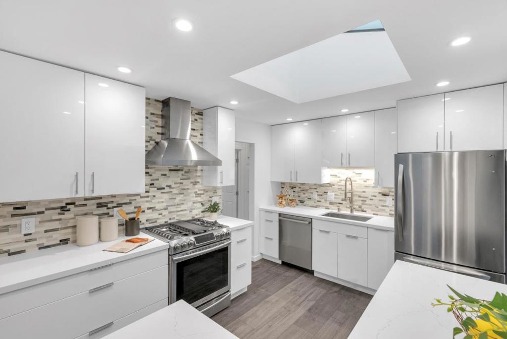 695 Linda Mar Boulevard