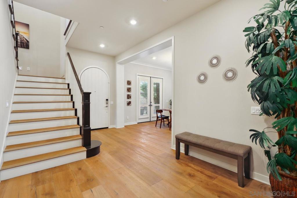 6711 Kenmar Way