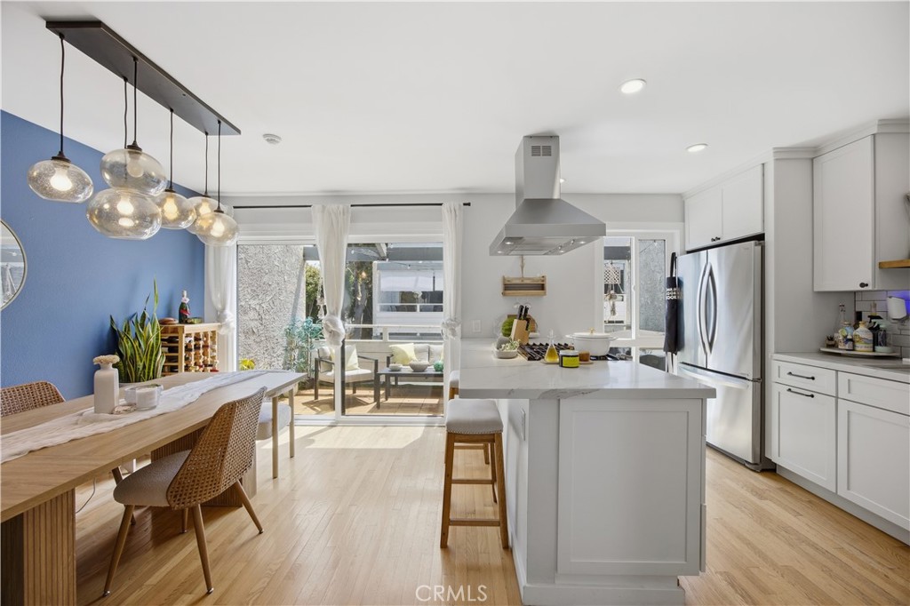1911 Rockefeller Lane F