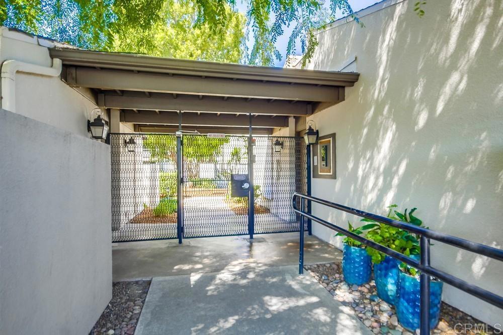 6930 Hyde Park Drive 218