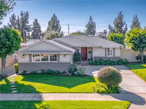 Photo of 16012 Los Alimos, Granada Hills, CA 91344 (MLS # SR26021240)