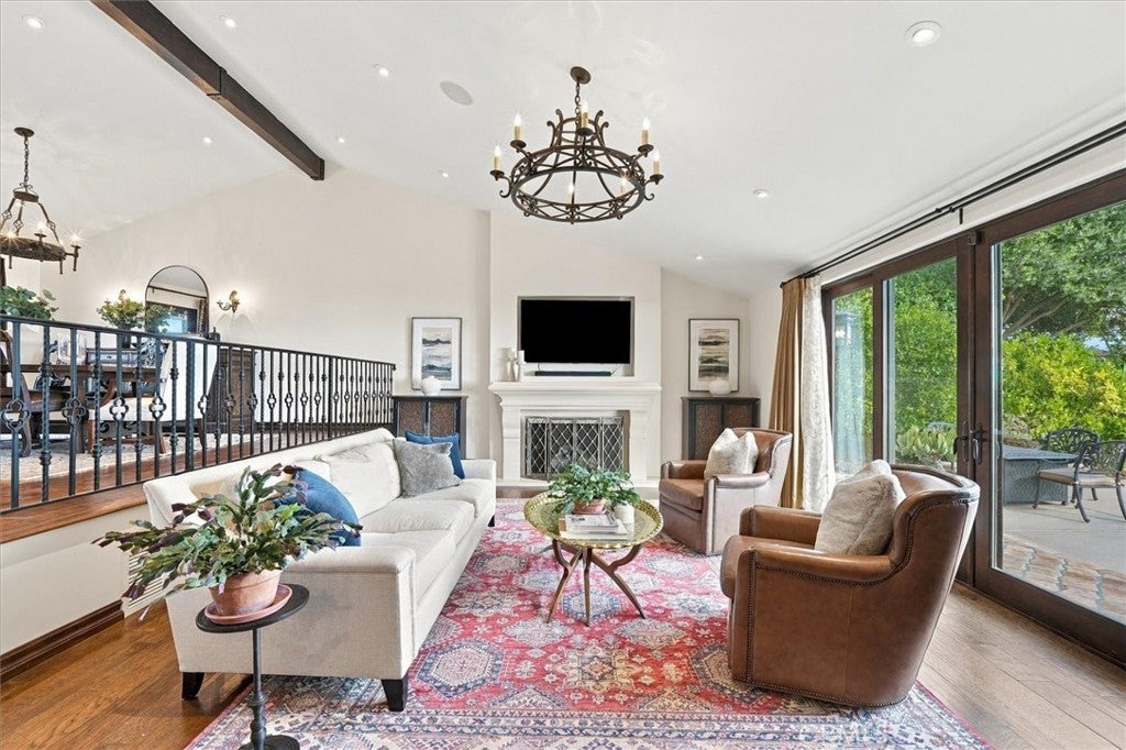 42 Oceanaire Drive