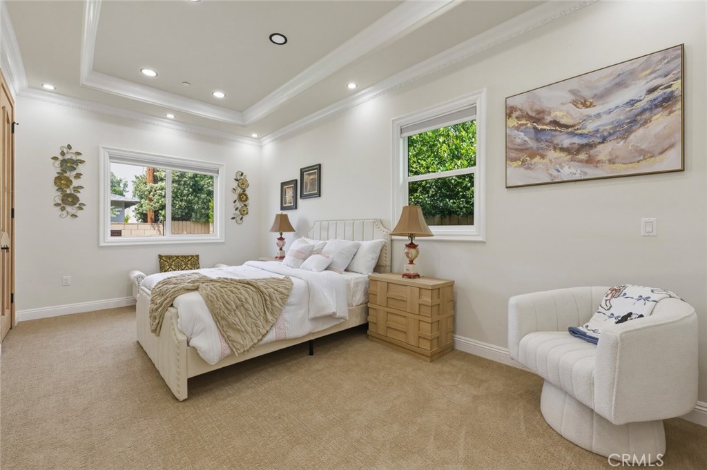 185 W Palm