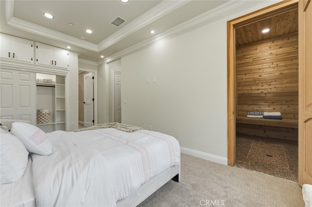 185 W Palm