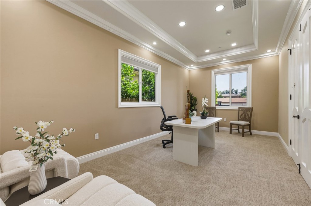 185 W Palm