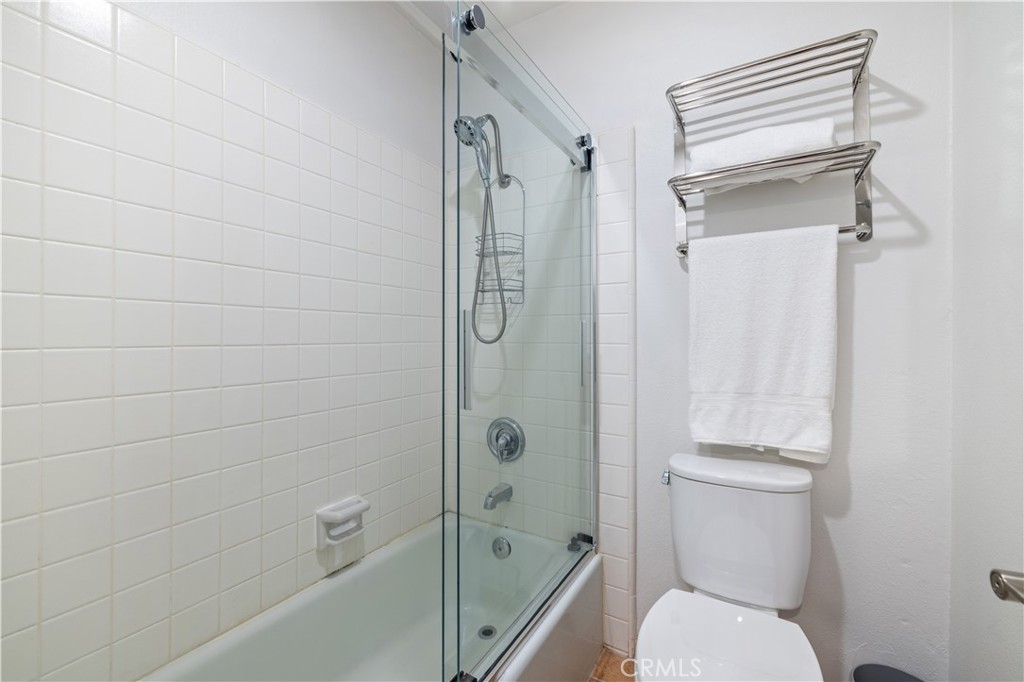 Mountain Cove (32514) - Residential