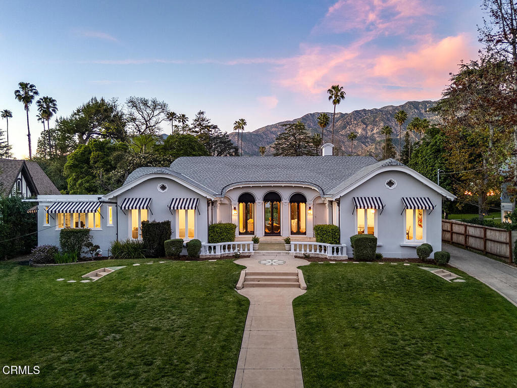 1275 New York Drive