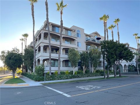 Photo of 555 Maine Avenue #304, Long Beach, CA 90802 (MLS # CV26004182)