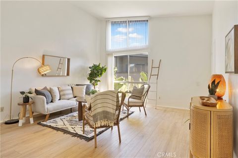Photo of 826 Coriander Drive #D, Torrance, CA 90502 (MLS # PW25240315) Photo of 826 Coriander Drive #D, Torrance, CA 90502 (MLS # PW25240315)