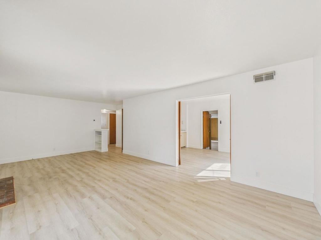 5771 W Walbrook Drive