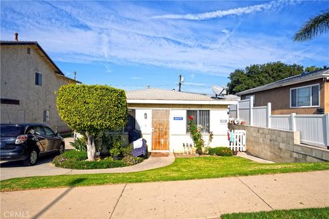 Photo of 1651 251st St, Harbor City, CA 90710 (MLS # PW25272404)