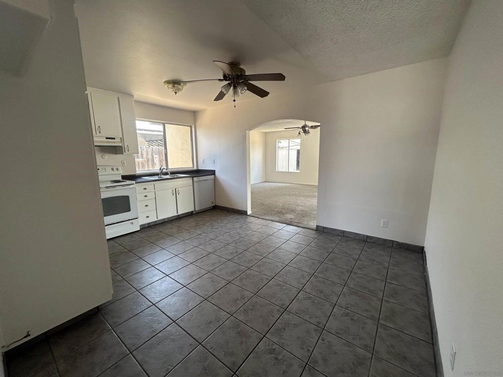 8667 Cetus Rd