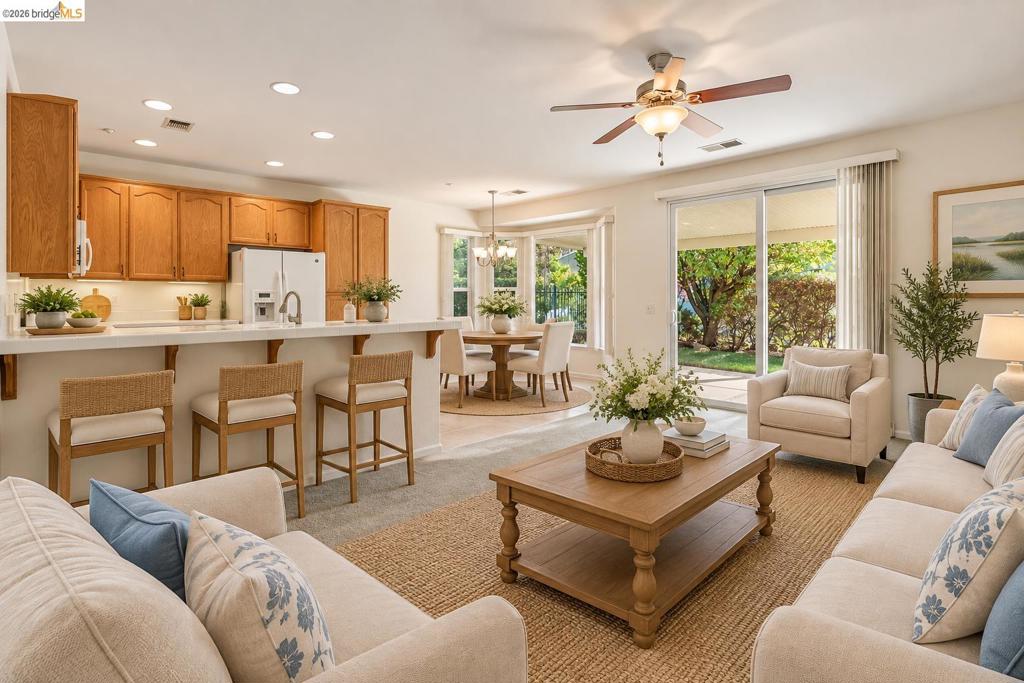 368 St Claire Ter
