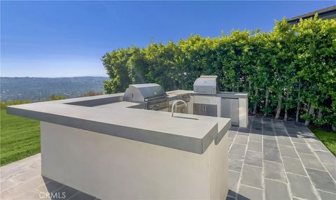 Tiny photo for 24686 Wooded Vista Vis, West Hills, CA 91307 (MLS # SR26086231)