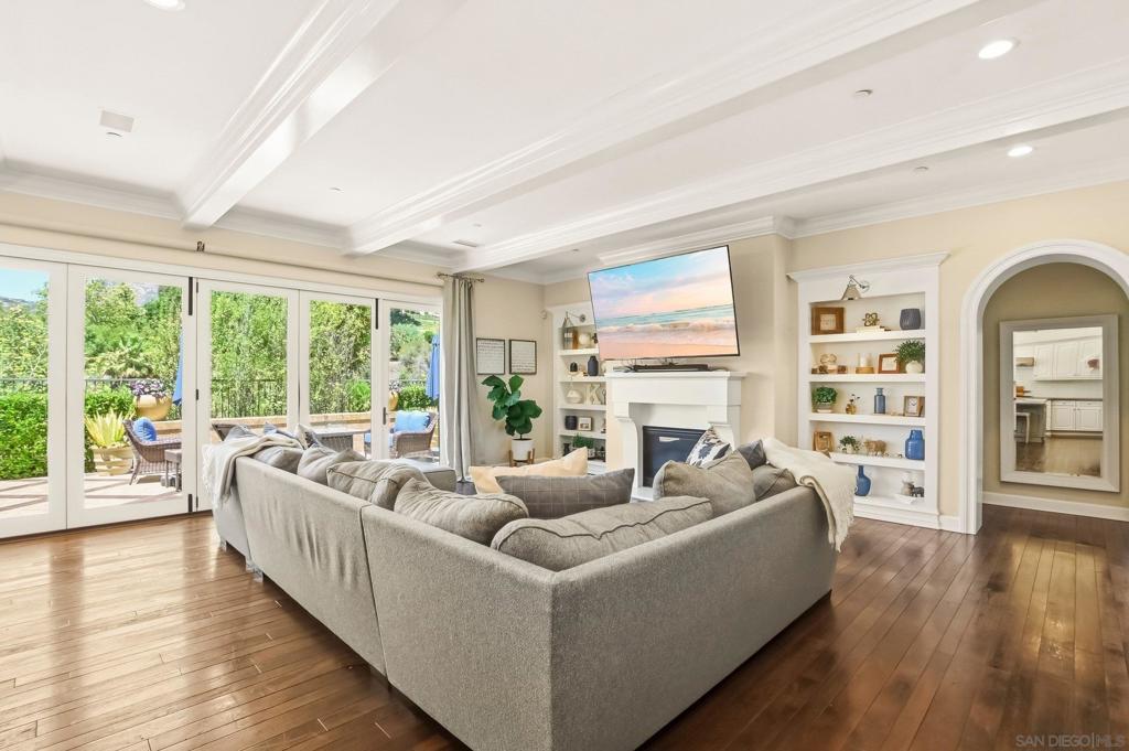 8114 Lazy River Rd