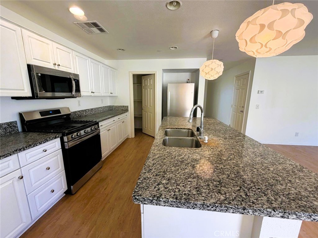 2612 Mulberry Lane
