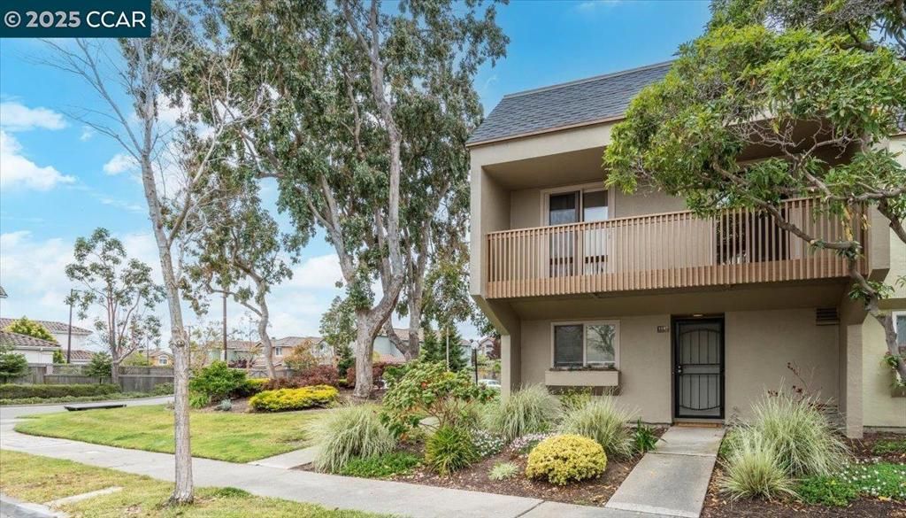 listing image 130721380509407611528