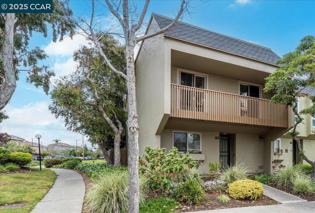 listing image 130722820585652770822