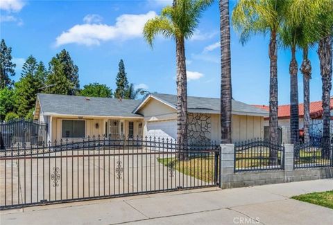 Photo of 1620 S Cypress Ave, Ontario, CA 91762 (MLS # CV26066774)