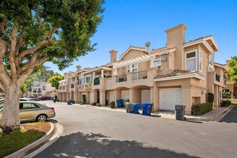 Photo of 7274 Shoreline Dr Dr #117, San Diego, CA 92122 (MLS # 250040398SD) Photo of 7274 Shoreline Dr Dr #117, San Diego, CA 92122 (MLS # 250040398SD)