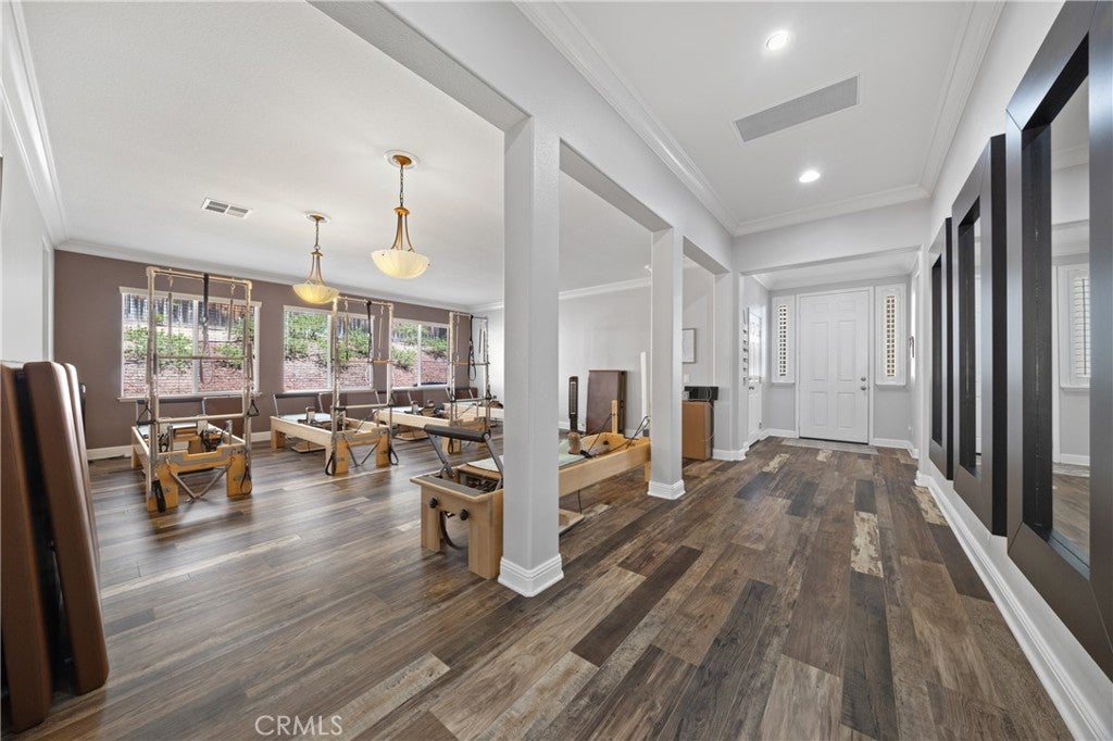 42116 Vandamere Court