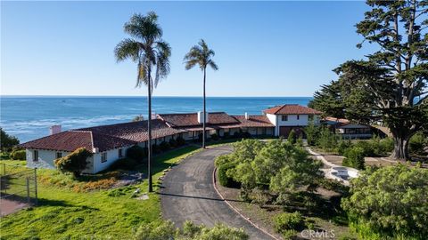 Photo of 129 Park Place Pl, Pismo Beach, CA 93449 (MLS # SC25271629)