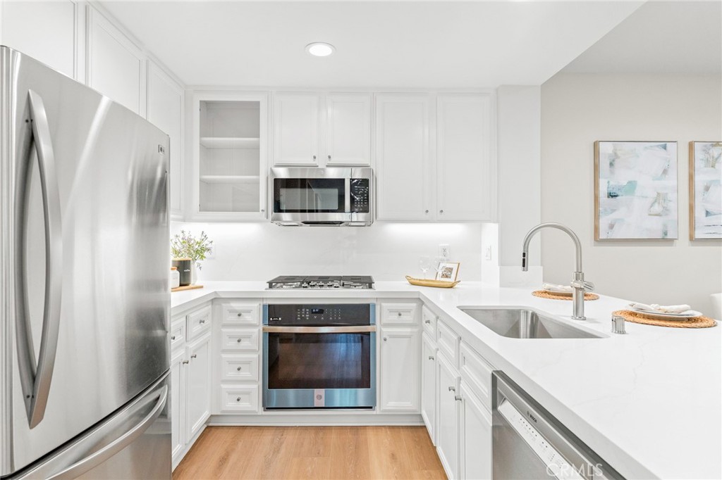 141 Danbrook, Irvine CA 92603 - Photo 18