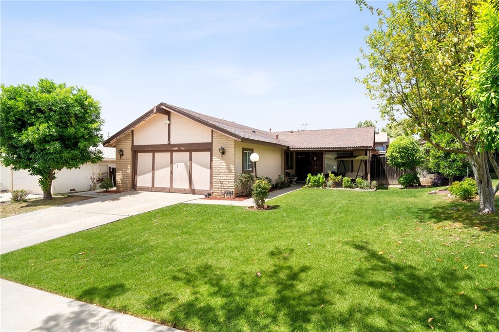 1045 Bascomb Drive