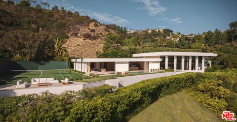 1120 Wallace Beverly Hills CA 90210