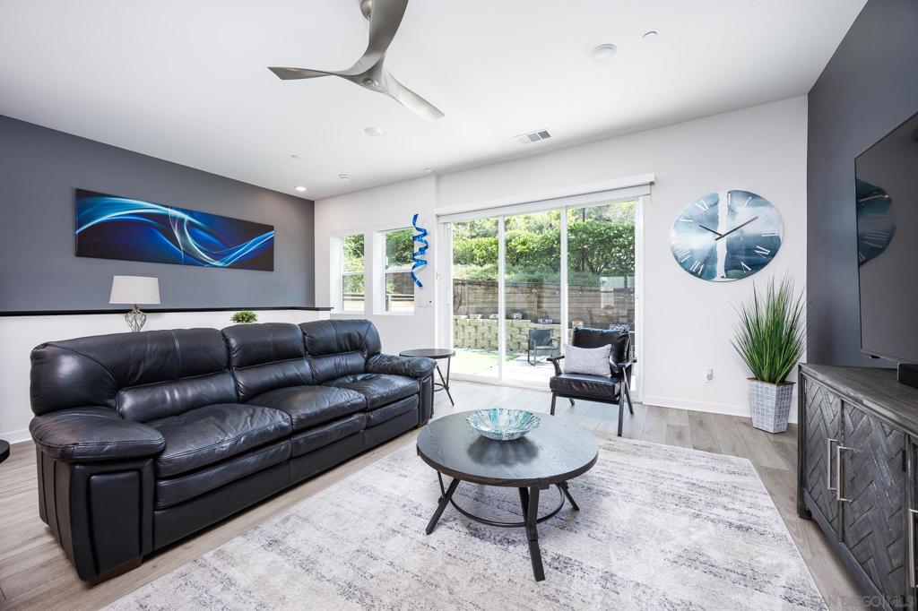10402 Harlow Cir 43