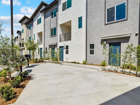 1172 Santo Antonio Drive Colton CA 92324