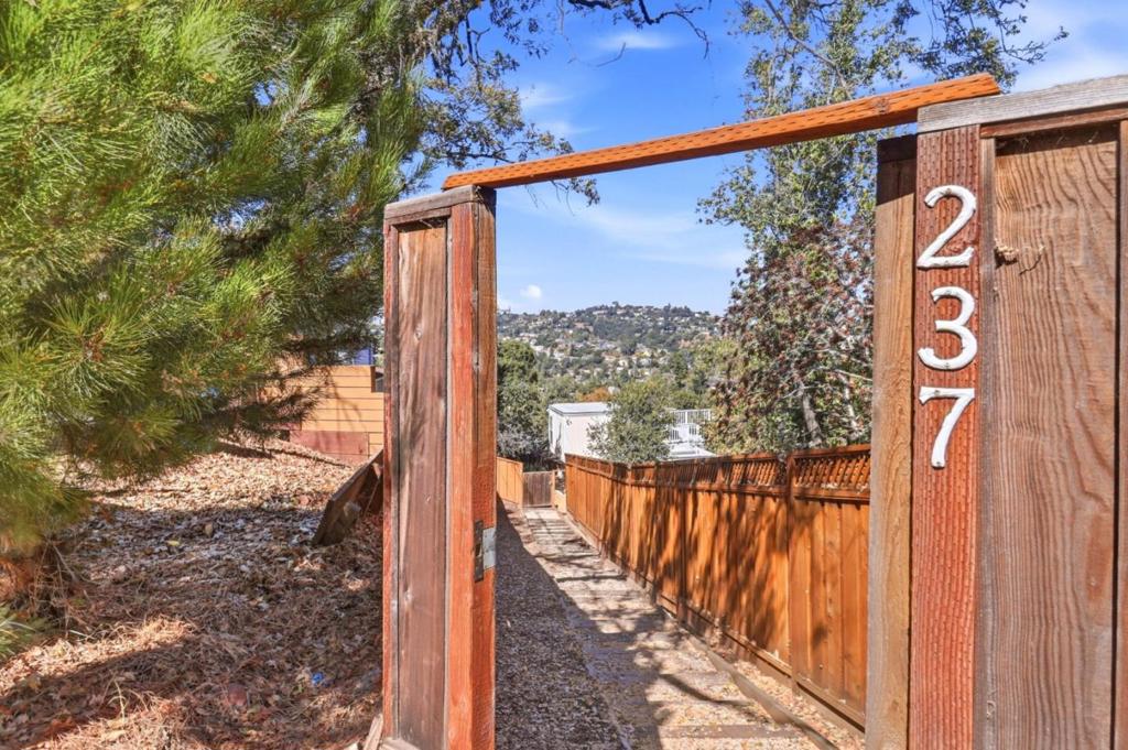 237 Winding Way