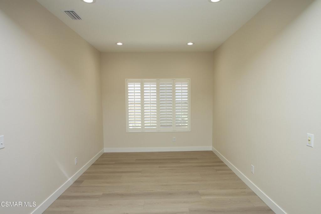 Village Homes/Rancho Conejo-360 - 1003752 - Residential Lease