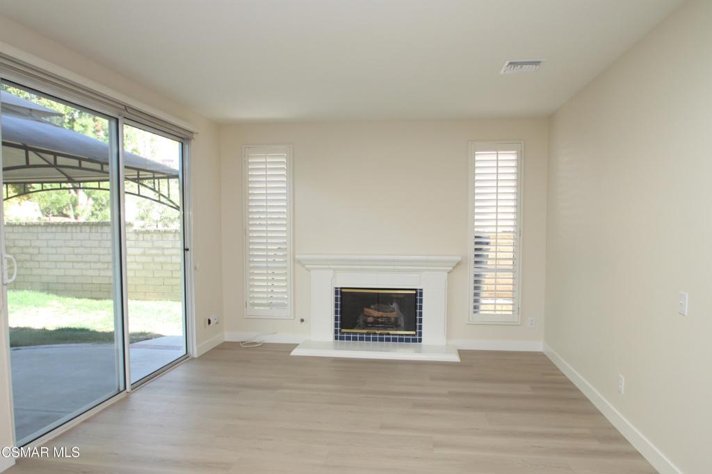 Village Homes/Rancho Conejo-360 - 1003752 - Residential Lease