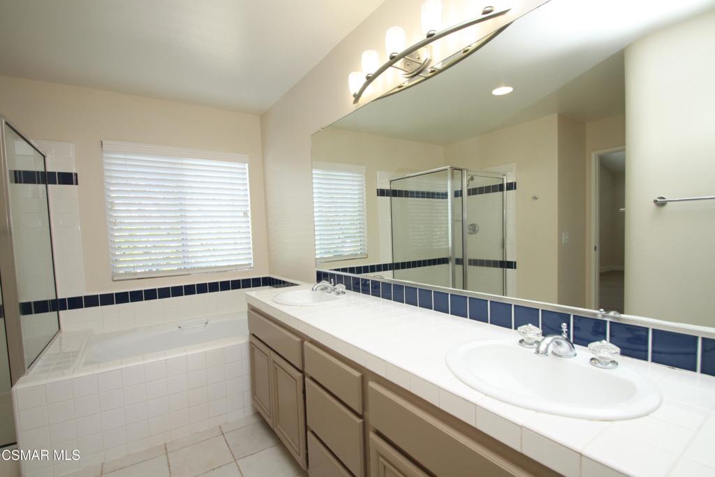Village Homes/Rancho Conejo-360 - 1003752 - Residential Lease