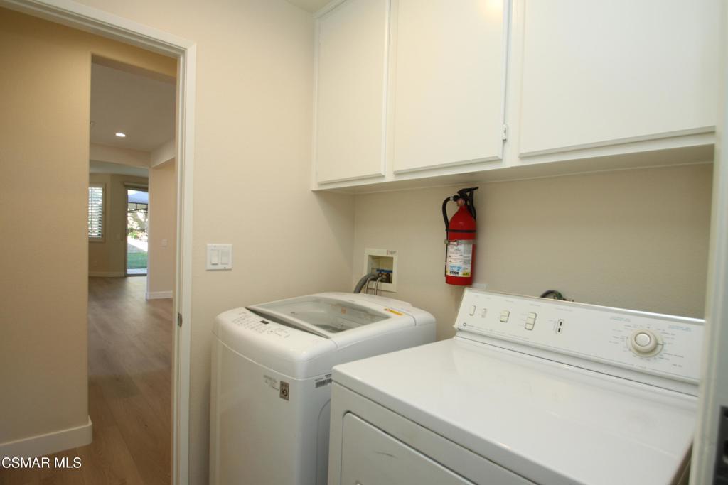 Village Homes/Rancho Conejo-360 - 1003752 - Residential Lease