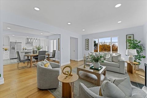 Photo of 6032 Mauritania Ave Ave, Oakland, CA 94605 (MLS # 41120680)