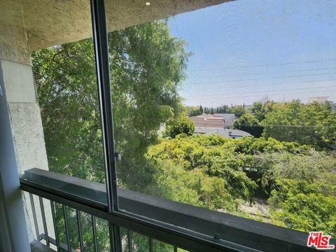 Tiny photo for 1440 Veteran Avenue #555, Los Angeles, CA 90024 (MLS # 26635825)