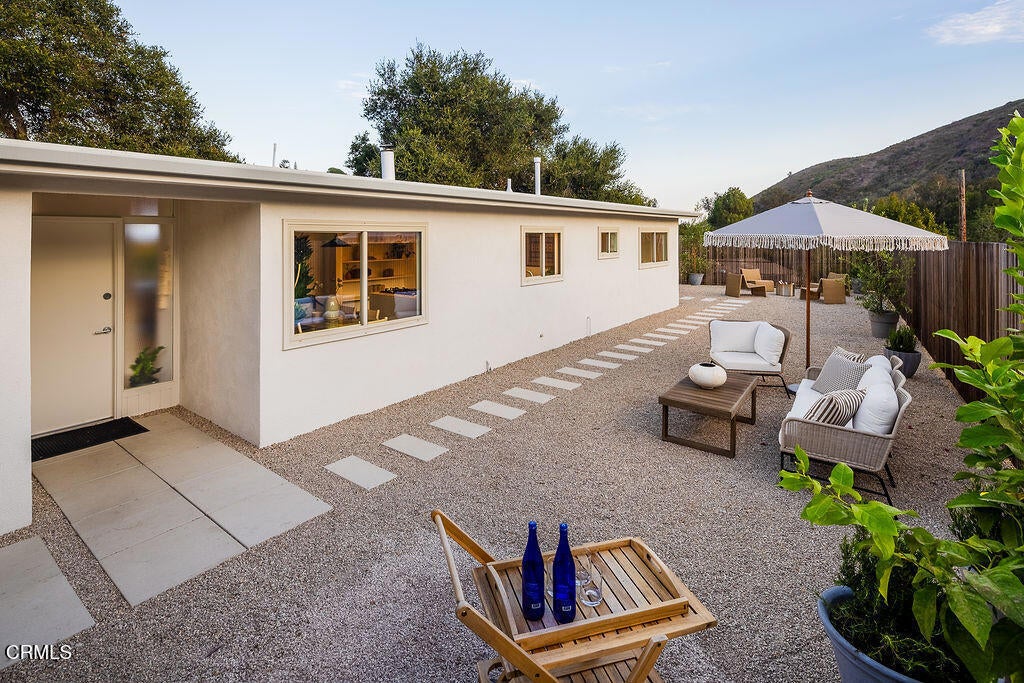 1170 Veronica Springs Road