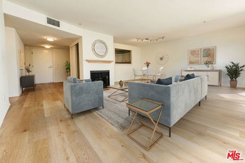 Tiny photo for 832 3rd Street #301, Santa Monica, CA 90403 (MLS # 26699041)