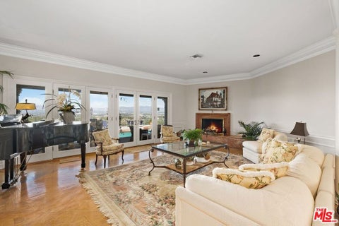 Tiny photo for 3324 Alana Drive, Sherman Oaks, CA 91403 (MLS # 26999241)